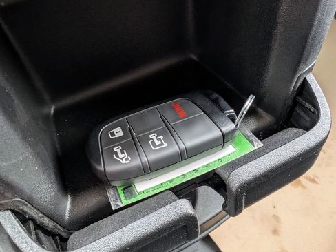 New 2026 RAM ProMaster 2500 w/ Convenience Group image 18