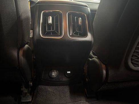 Certified 2023 Kia Sorento LX AWD/4WD image 17