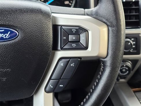 Used 2019 Ford F150 Lariat w/ Equipment Group 502A Luxury image 29