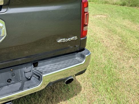 Used 2019 RAM 1500 Limited AWD/4WD image 10