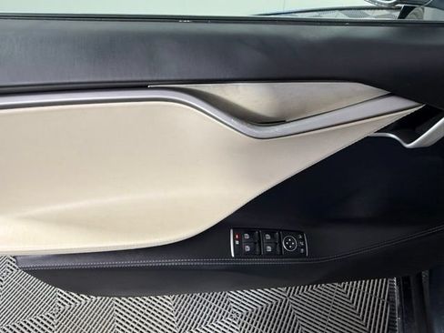 Used 2020 Tesla Model S Long Range Plus AWD/4WD image 28