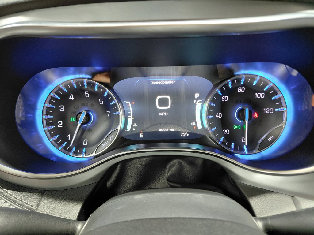 Certified 2026 Chrysler Pacifica Limited w/ S Appearance Package FWD image 36