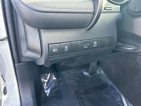 Used 2021 Toyota Camry SE AWD/4WD image 30
