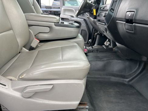 Used 2017 Chevrolet Silverado 3500 W/T w/ WT Fleet Convenience Package image 9