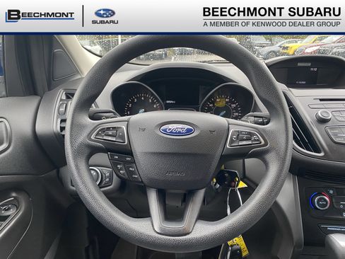 Used 2017 Ford Escape SE image 10