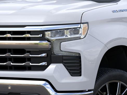 New 2026 Chevrolet Silverado 1500 LTZ w/ LTZ Premium Package image 10