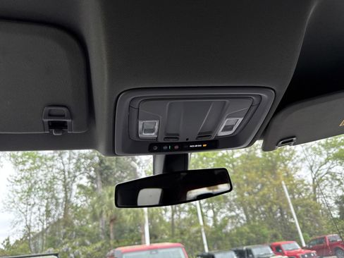 Used 2021 GMC Sierra 1500 Elevation w/ X31 Off-Road Package image 22