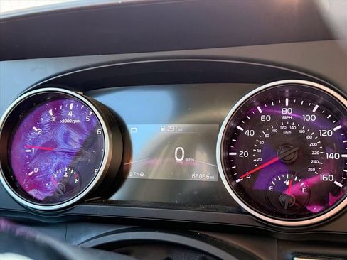 Used 2023 Kia Carnival LX FWD image 16