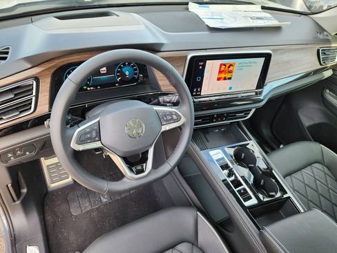 New 2026 Volkswagen Atlas SEL Premium R-Line AWD/4WD image 9