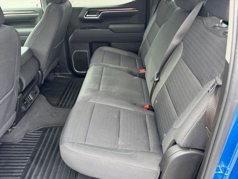 Used 2022 Chevrolet Silverado 1500 RST image 11