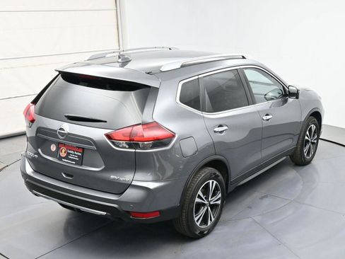 Used 2019 Nissan Rogue SV w/ Premium Package AWD/4WD image 29