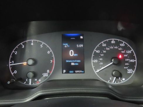 Used 2023 Toyota Corolla LE FWD image 19