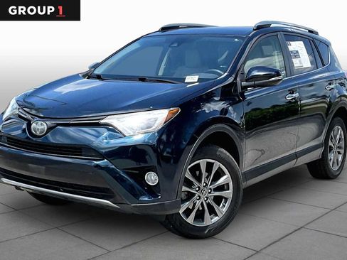 Used 2018 Toyota RAV4 Limited FWD image 1