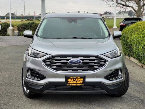 Certified 2024 Ford Edge Titanium image 2