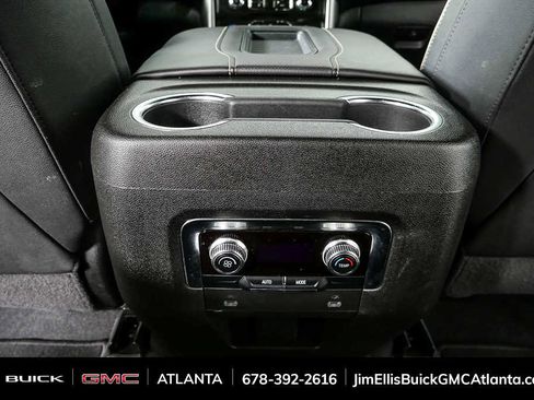 Used 2022 GMC Yukon SLT RWD image 19