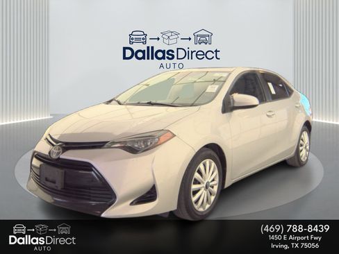 Used 2018 Toyota Corolla LE image 1
