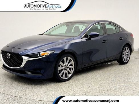 Used 2023 MAZDA MAZDA3 s image 1