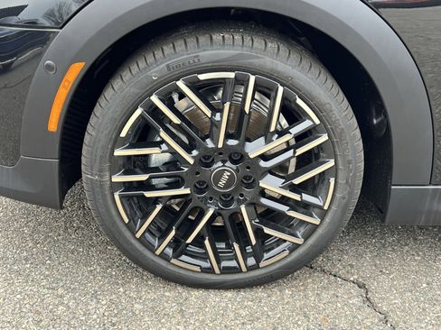 New 2026 MINI Cooper 2-Door Hardtop image 9