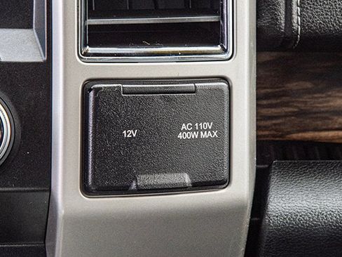 Used 2020 Ford F150 Lariat w/ Equipment Group 502A Luxury image 24