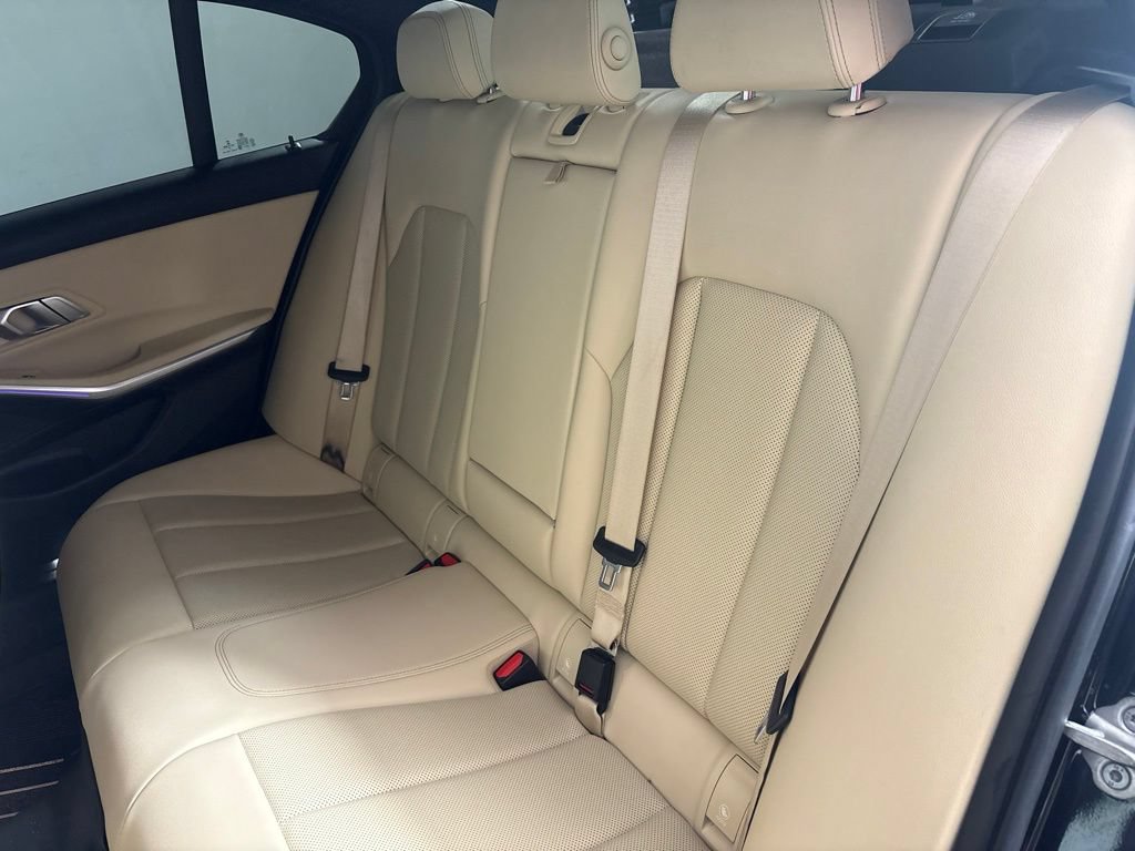 Used 2022 BMW 330i Sedan w/ Convenience Package RWD image 28