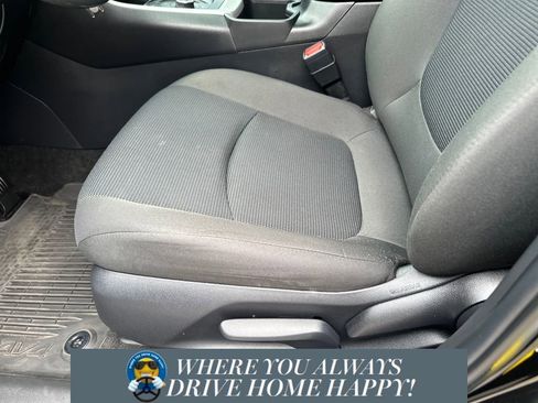 Used 2024 Toyota RAV4 LE image 8