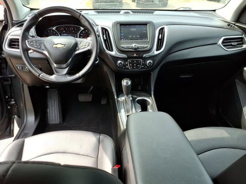 Used 2021 Chevrolet Equinox LT FWD image 12