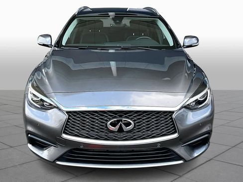 Used 2019 INFINITI QX30 w/ Navigation Package image 3