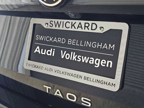 Certified 2025 Volkswagen Taos S image 14