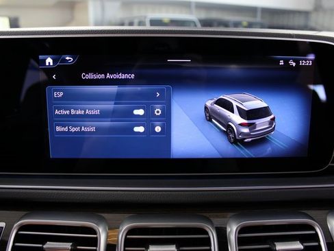 Used 2024 Mercedes-Benz GLE 450 4MATIC w/ AMG Line Exterior image 27