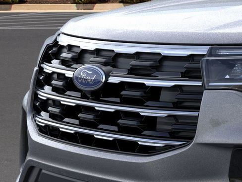 New 2026 Ford Explorer Active image 17