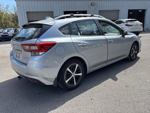 Used 2023 Subaru Impreza Premium image 25