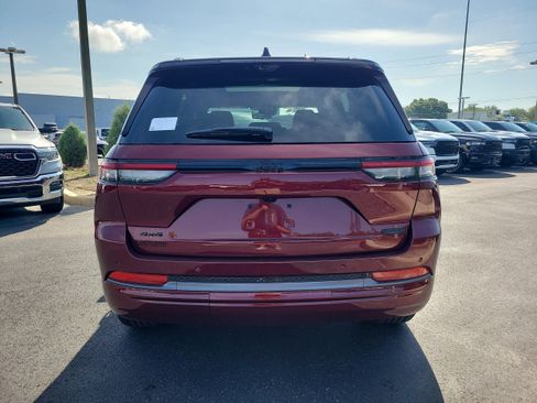 New 2026 Jeep Grand Cherokee Summit AWD/4WD image 7