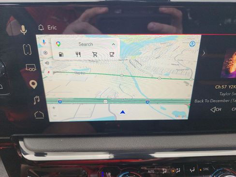 Certified 2025 GMC Sierra 1500 AT4 w/ AT4 Premium Package AWD/4WD image 19
