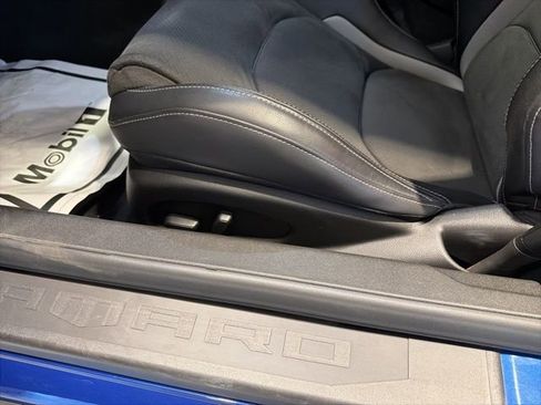 Used 2021 Chevrolet Camaro SS image 15