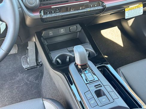 New 2026 Toyota Prius Plug-In Hybrid image 25