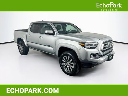 Used 2022 Toyota Tacoma Limited AWD/4WD image 1