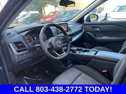 Used 2024 Nissan Rogue SV FWD image 6