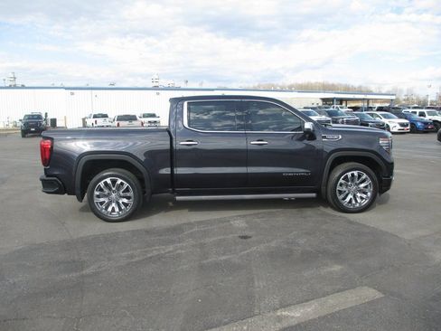 Certified 2024 GMC Sierra 1500 Denali w/ Denali Reserve Package AWD/4WD image 4