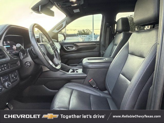 Used 2023 Chevrolet Suburban Z71 w/ Luxury Package AWD/4WD image 30