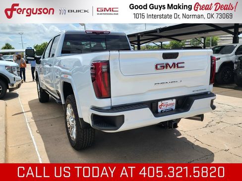 New 2026 GMC Sierra 2500 Denali w/ Denali Reserve Package AWD/4WD image 5