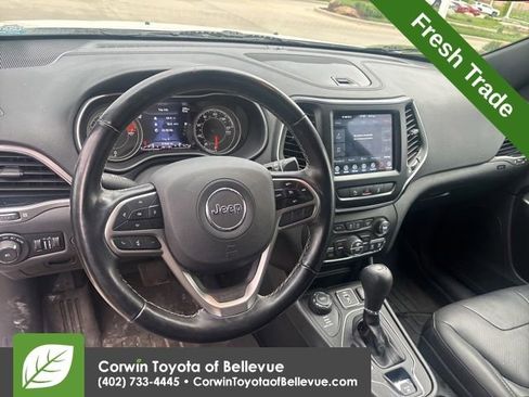 Used 2021 Jeep Cherokee Latitude Lux 80th Anniv w/ Quick Order Package 2YU 80th AWD/4WD image 15