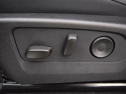 Used 2026 Chevrolet Colorado Trail Boss AWD/4WD image 27