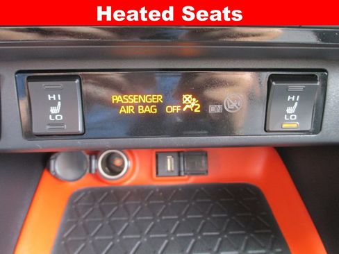 Used 2022 Toyota RAV4 Adventure w/ Convenience Package AWD/4WD image 17