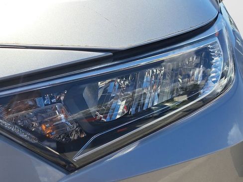 Used 2021 Toyota RAV4 XLE image 6