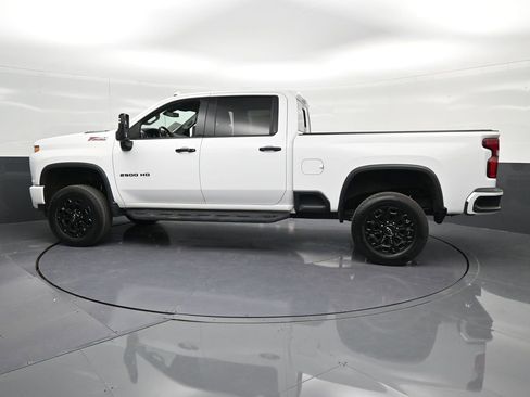 Used 2022 Chevrolet Silverado 2500 LTZ w/ LTZ Plus Package AWD/4WD image 8