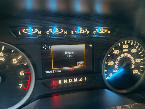 Used 2015 Ford F150 XLT w/ Equipment Group 301A Mid image 13