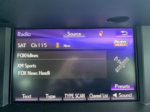 Used 2018 Lexus ES 350 w/ Luxury Package w/Wood Trim FWD image 23