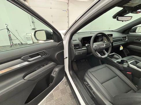 New 2026 GMC Terrain Elevation w/ Elevation Premium Package image 17