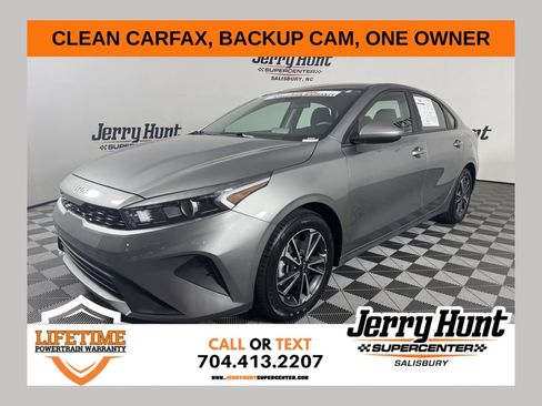 Used 2024 Kia Forte LXS FWD image 1
