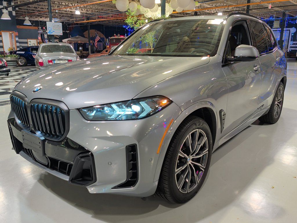 Certified 2026 BMW X5 xDrive40i w/ M Sport Package AWD/4WD image 2